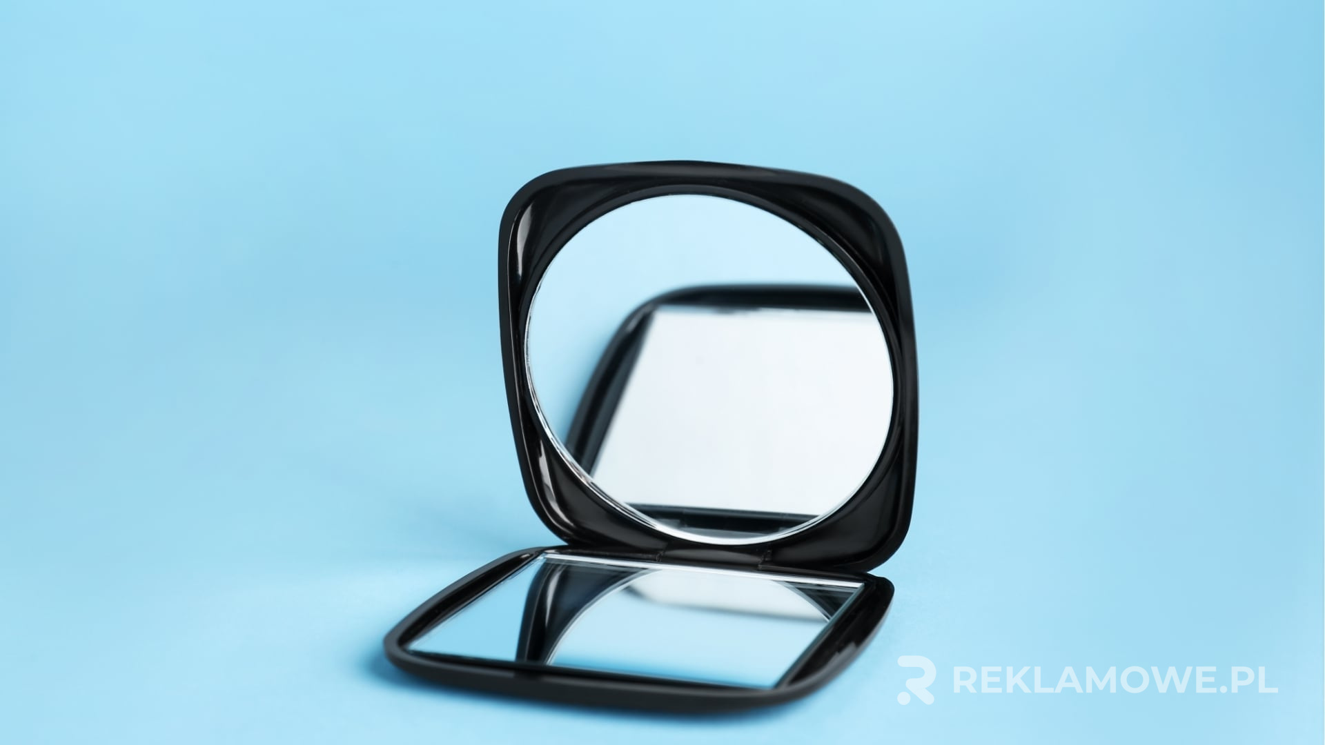 Lusterka reklamowe z logo firmy