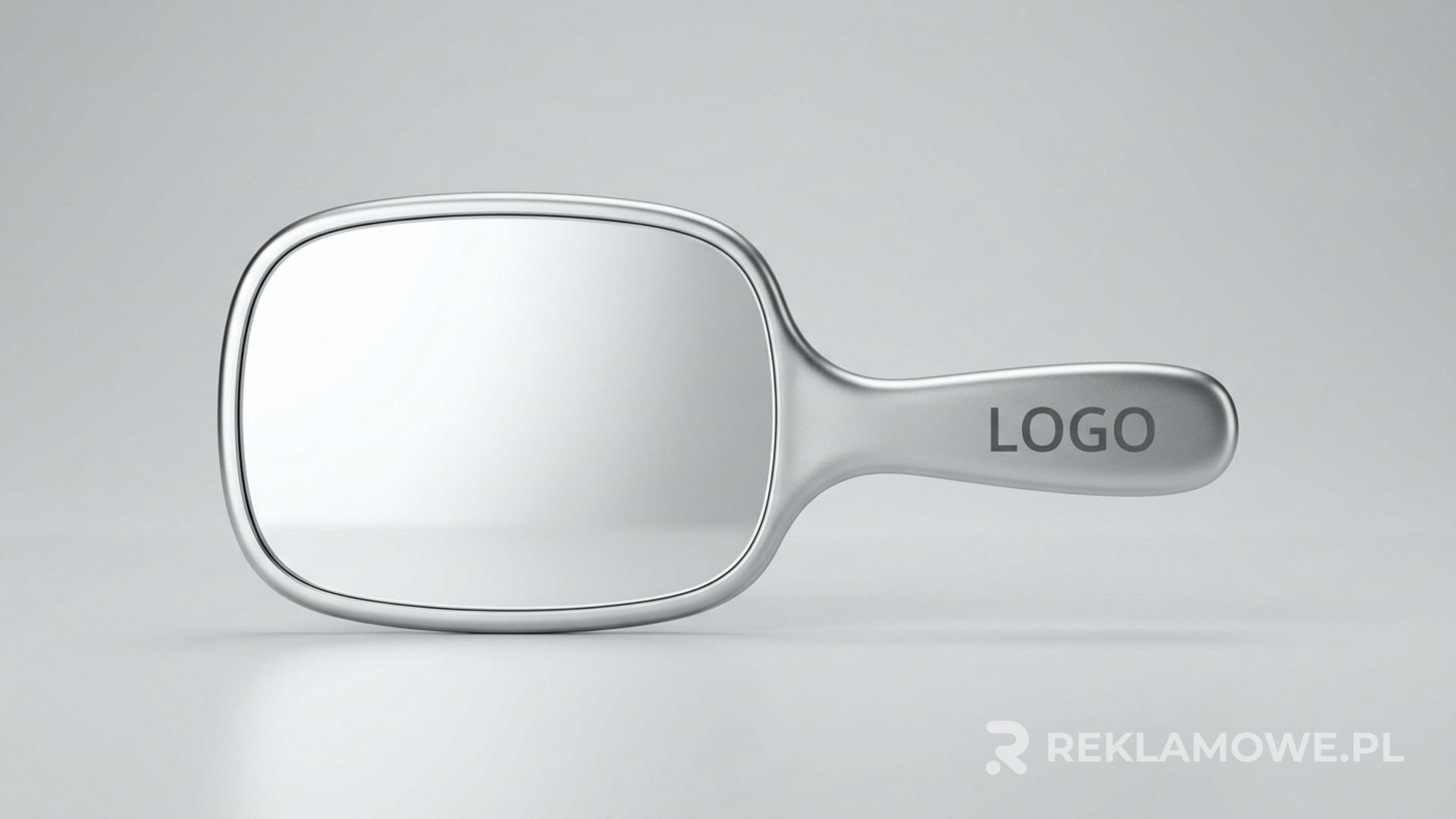 Lusterko reklamowe jako element zestawu promocyjnego
