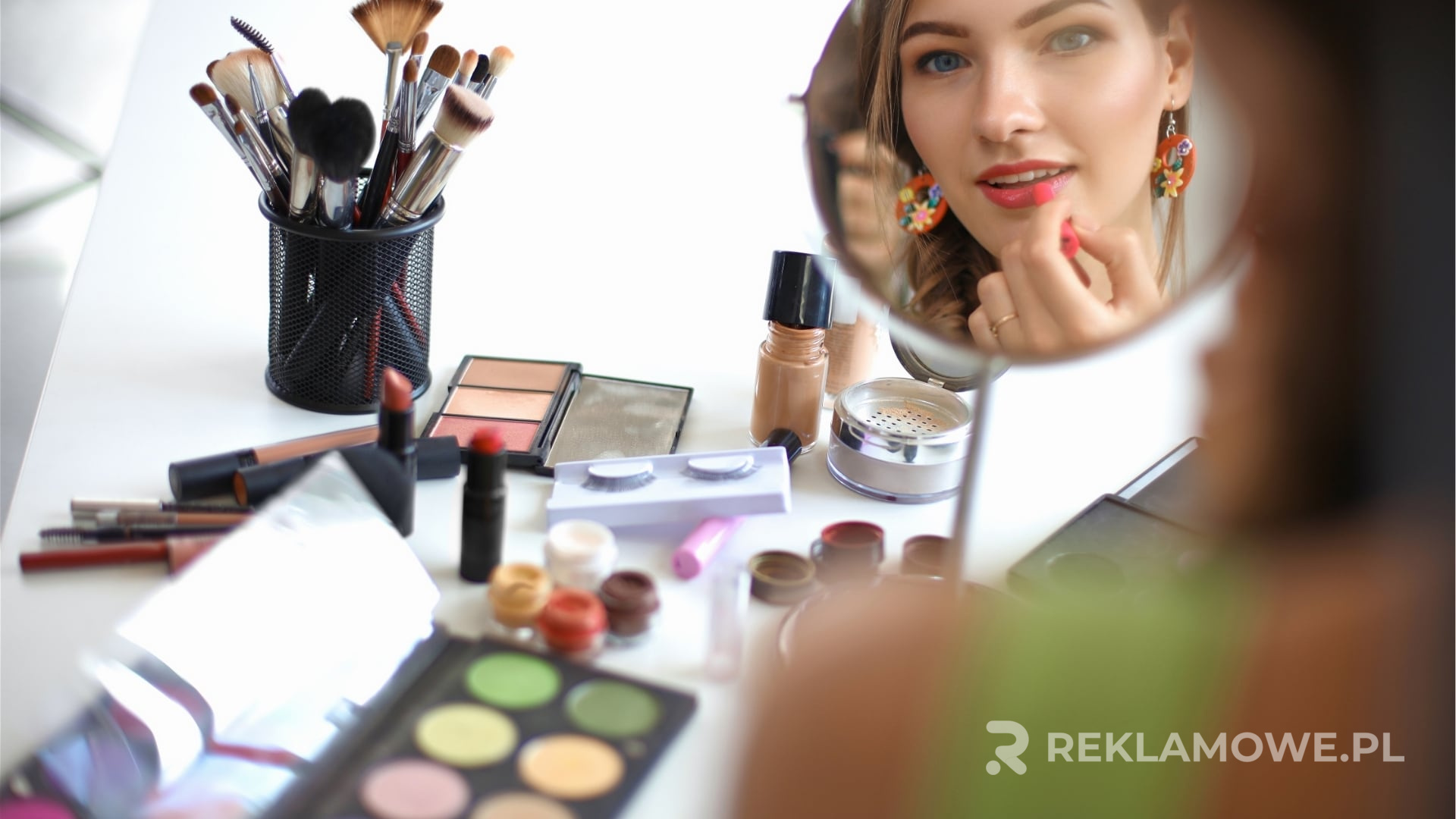 Lusterko reklamowe używane na eventach firmowych