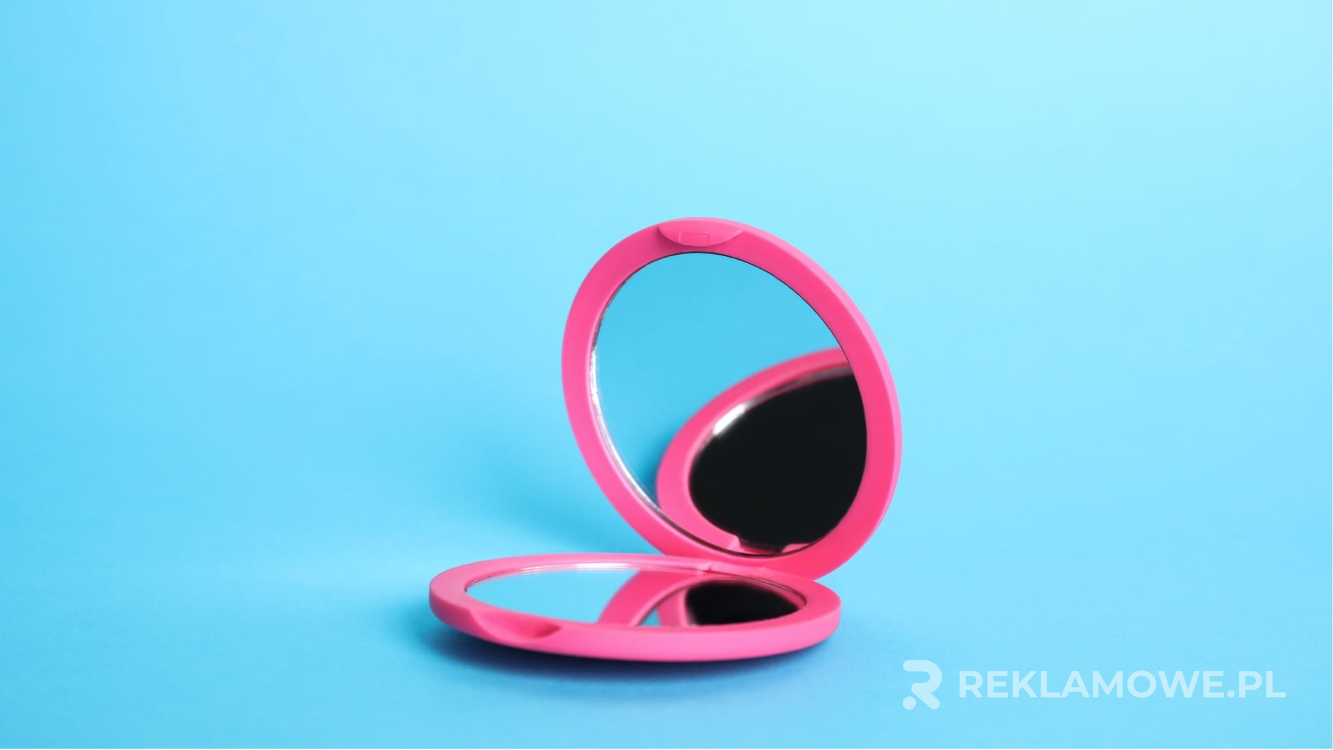 Lustro wykorzystane w kampanii reklamowej