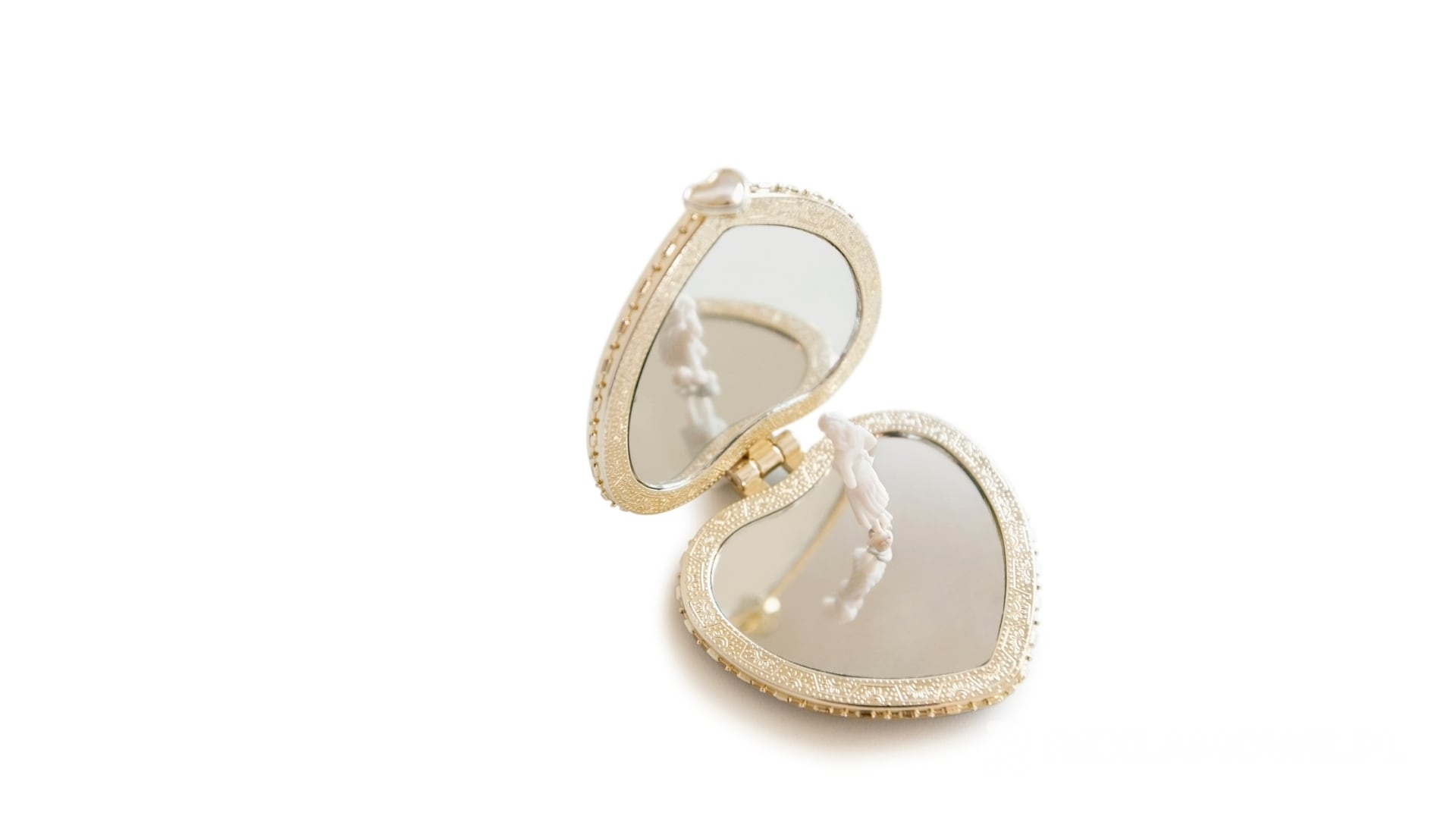 Lusterek reklamowe z nowoczesnymi technologiami